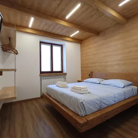 Skywood Chalet, Panoramic Mountain And Views Mello