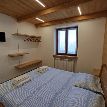 Skywood Chalet, Panoramic Mountain And Views Casa vacanze Mello