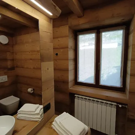 Skywood Chalet, Panoramic Mountain And Views Casa vacanze *