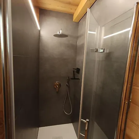 Casa vacanze Skywood Chalet, Panoramic Mountain And Views *